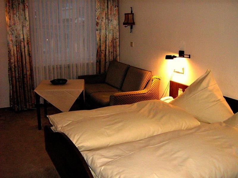 Hotel Restaurant Baeren Freudenstadt Ruang foto