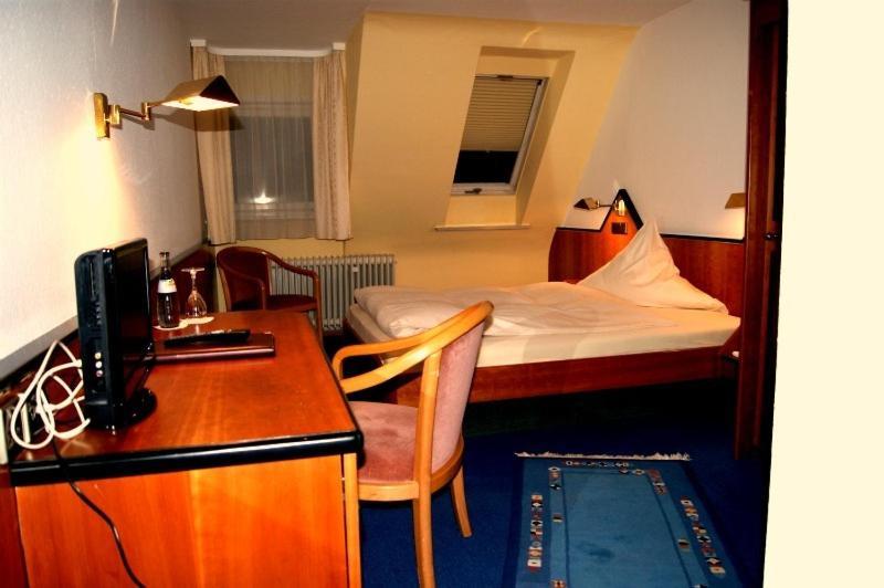 Hotel Restaurant Baeren Freudenstadt Ruang foto